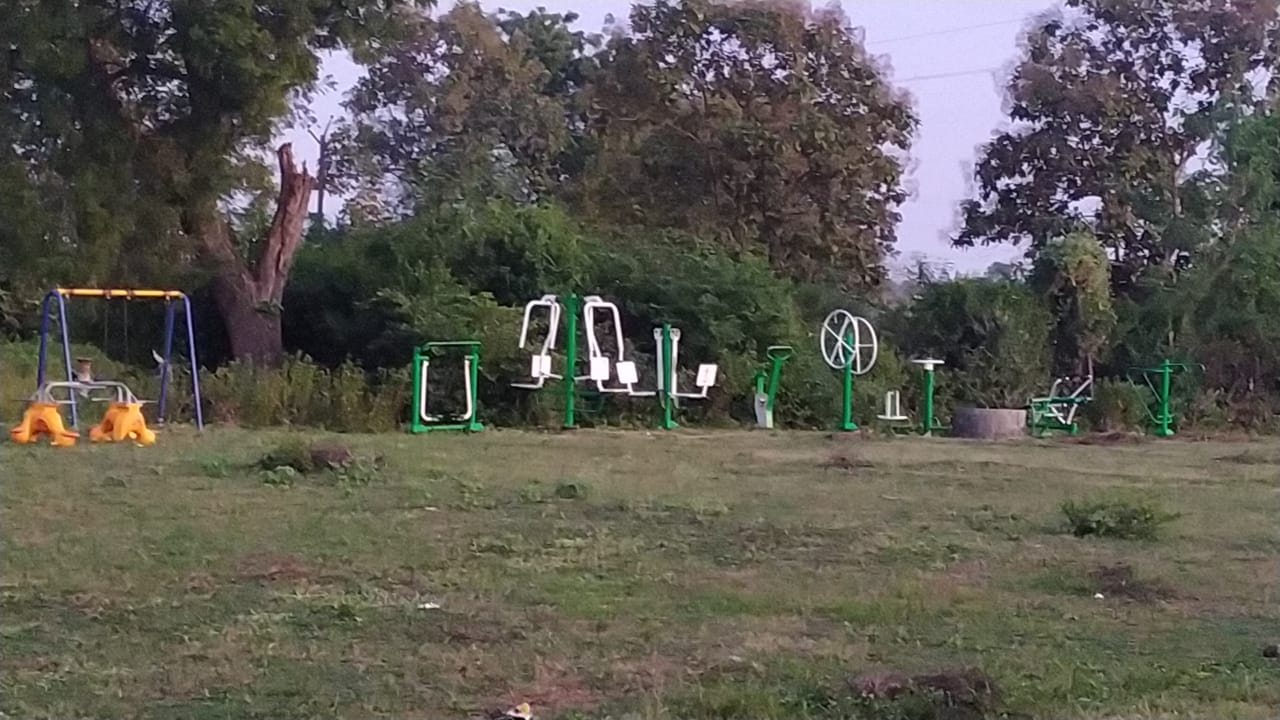 WhatsApp Image 2025-10-27 at 5.52.27 PM (1) WhatsApp Image 2025-10-27 at 5.52.27 PM (1)